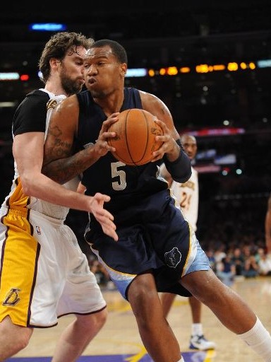 转会市场策 转会市场策